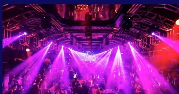 19kg 440w 7r Moving Head Beam Lights for Night Club Party DJ Disco LED Stage Lighting