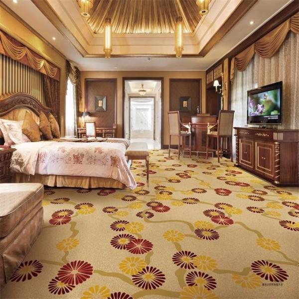 100 Nylon Modern Home Flooring Anti - Slip Backing Plain Surface