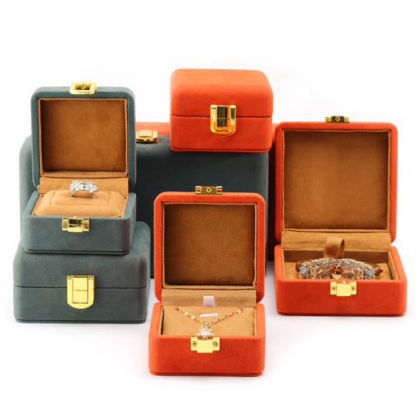 Soft Touch Velvet Jewelry Box Packaging Sets Multi Color For Luxury Watch Storage