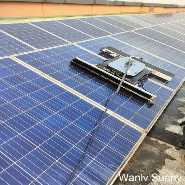 Robot de nettoyage de panneaux solaires télécommandé avec batterie au lithium Largeur de nettoyage 1000 mm
