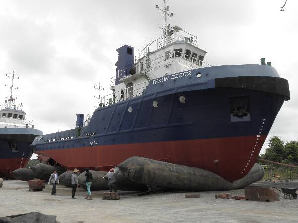 Explosion Proof Docking Lifting Marine Rubber Ship Launching Airbags
