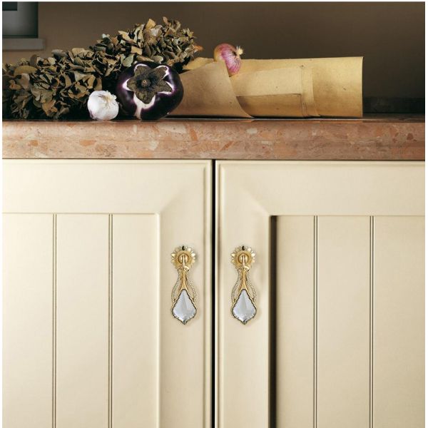 Wholesale Luxury Nordic Style Crystal Handle Modern Design Zinc Alloy Door and Wardrobe Pulls for Dresser & Drawer