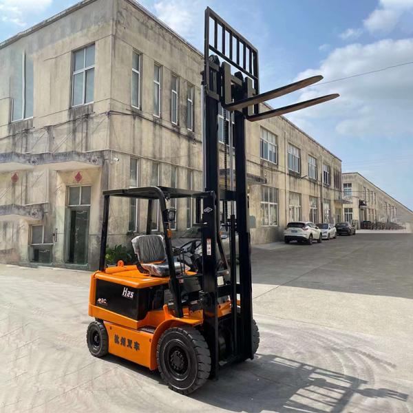 2 Door Frames 4-Wheel Drive All Terrain Electric Forklift 2.5 Ton Used Lithium Battery