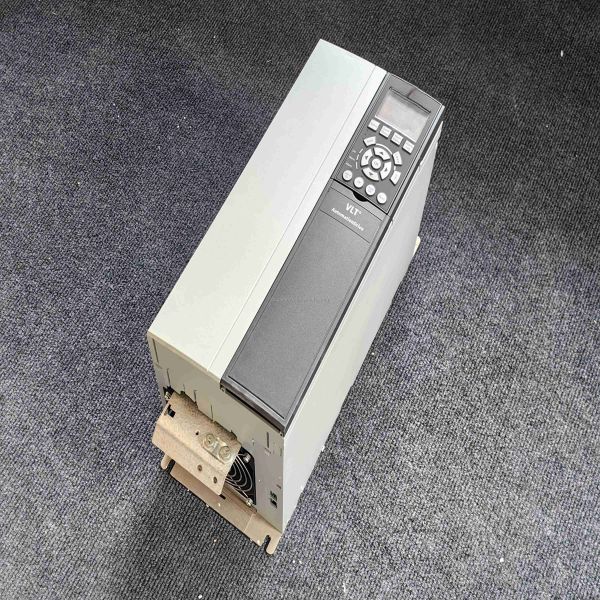 For Danfoss FC302 Serie VFD Frequency Inverter Converter Three Phase Vector Control AC Motor Variable Frequency Driver