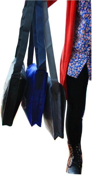 Eco friendly classic design men's nylon strap non woven carry bag