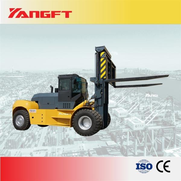 32 Tons Diesel Powered Forklift For Construction Garment Shops