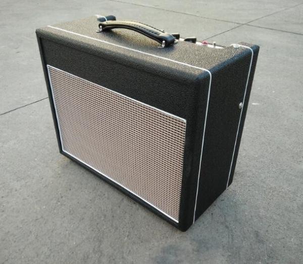 1*10 Eminence Celestion Speaker Vox Style Tube Guitar Amplifier Combo 15W