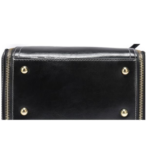 Korean Style Oil Wax Cowhide Handbag , Single Shoulder Oblique Straddle Female Bag