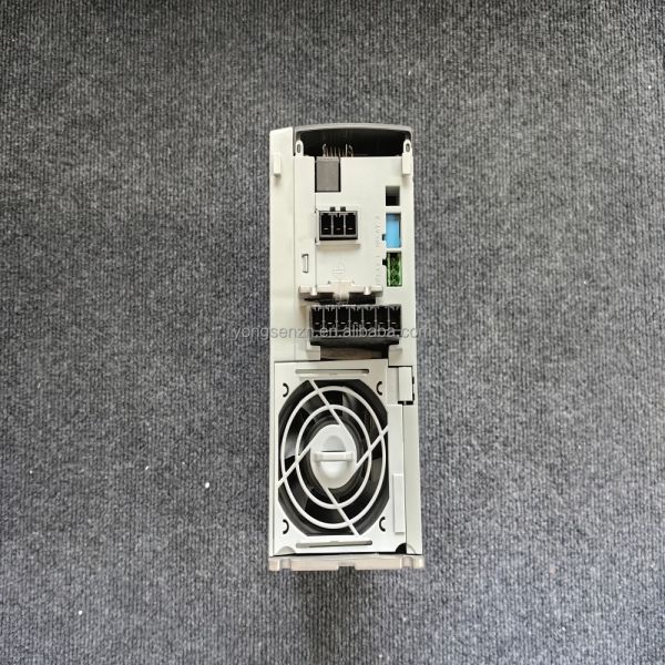131B3526 FC-102P1K1T4E20H2X Danfoss VLT FC-102 1.1kW Danfoss VSD for Pump Fan Conveyor Belt