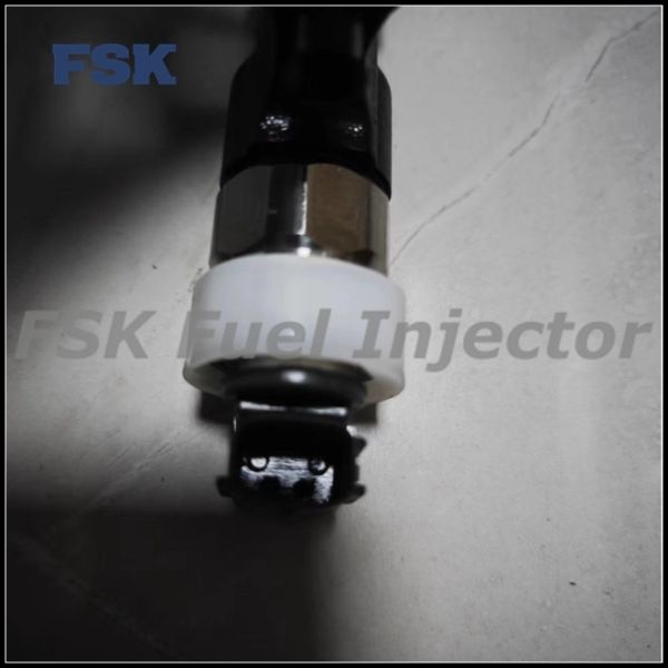 High Quality 095000-6511 Common Rail Injector For Toyota Dyna