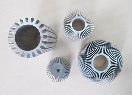 Silver Anodize Extruded Aluminum Heat Sink High Efficiency Heat Dissipation For Motor Housing