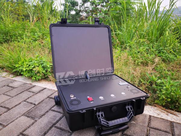 UAV reaction equipment 433MHz / 915MHz / 1.2g/1.5g/2.4g/5.8g multi frequency UAV jammer 1500 meters away from UAV