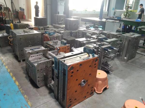 Customized Hardness Precision Plastic Injection Mold for High Volume Production