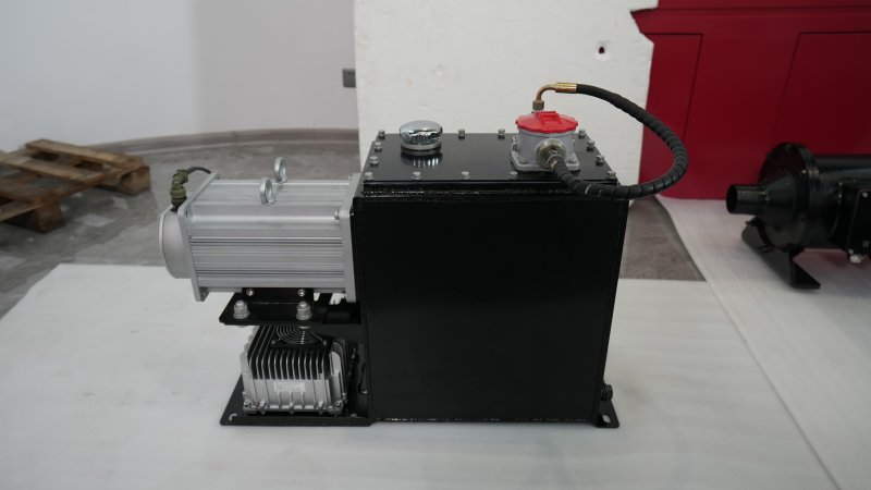 10kW Oil Pump Motor with IP67 Protection and 1500rpm Speed for Sweepers & Garbage Trucks