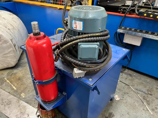 PLC Control C U Profile Stud And Track Roll Forming Machine 0.3 - 1.2mm 8 - 12m/Min