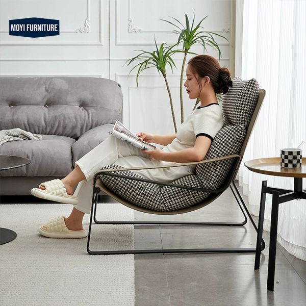 Custom Comfortable Metal Coffee Chairs Nordic Style Single Chairs Linen Cloth Drawing Room Furniture Mail Packing Y