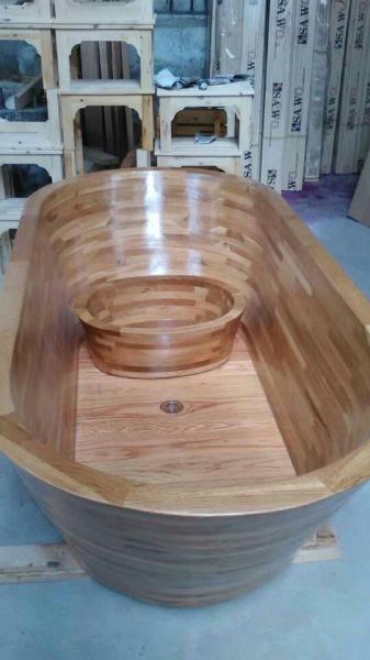 bathtub, bathroom tub,