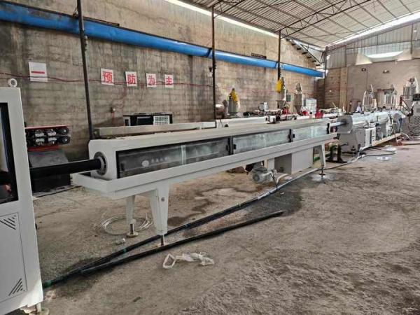 PE HDPE LDPE パイプ 自動挤出機 生産ライン シングルスクリュー挤出機