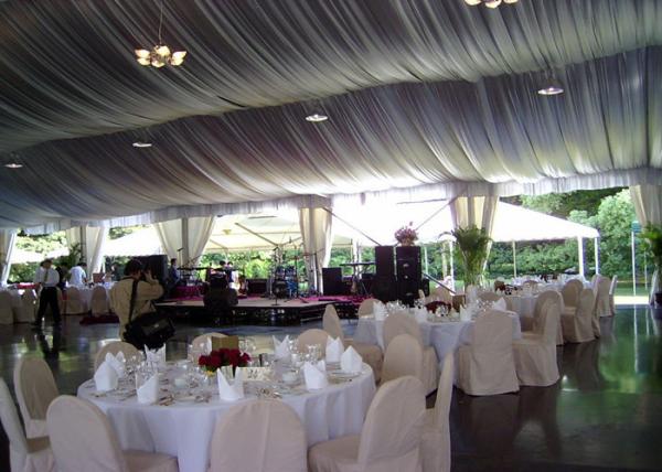 Luxury Decorated Temporary Wedding Party Tent With Lining For 300 People