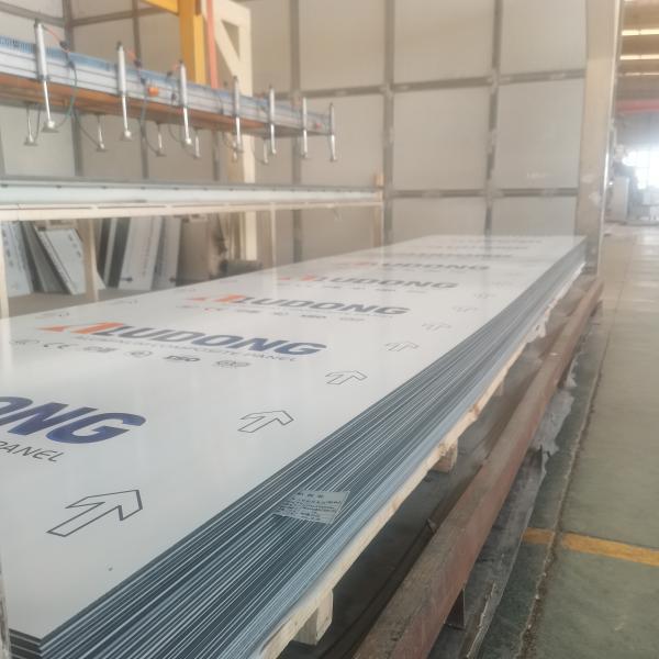 O revestimento de alumínio exterior de Pvdf do bordo almofada a espessura de 4mm