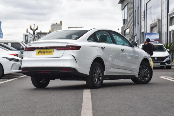 Electric Vehicles Geely Atlas G6 Model Brand New 410KM 136hp Pure Electric