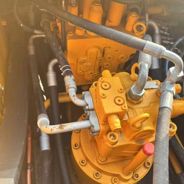 Used Excavator SANY SY215C Middle Crawler Excavator 1.4m3 Bucket Capacity