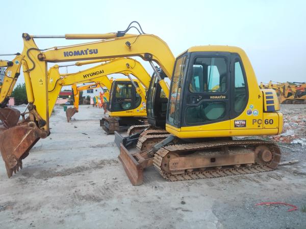                  Used Construction Machinery Komatsu Mini Excavator PC60 on Sale, Secondhand Origin Japan Track Digger Komatsu PC30 PC50 PC55 PC56 PC60 PC70 PC78 with Nice Price             