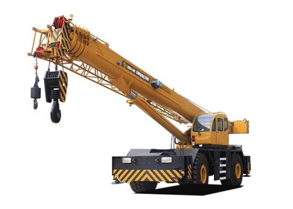 4X4 	Hydraulic Mobile Crane 70 Ton 4 By 4 For Construction And Engineering