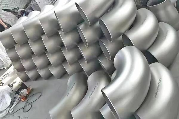 Fabricação profissional de China que cabe o cotovelo de aço inoxidável de 90 graus