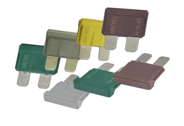 Os fusíveis automotivos da substituição do sopro rápido, DC80v conduziram Mini Blade Fuses