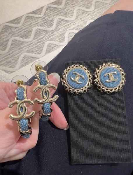 15mm Gold-Tone Double C Hoop Earrings with Denim Chain-Link Design