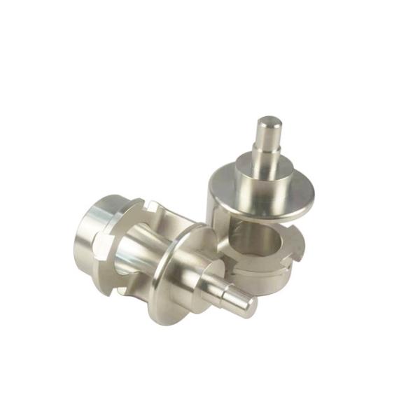 Partes de torneamento CNC de alumínio Partes de usinagem CNC de aço inoxidável