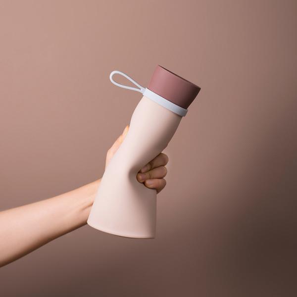 Bouteille d'eau chaude mignonne avec un couvercle Sac à eau chaude chaude pour soulager la douleur Sac chauffant pieds main plus chaude compresse chaude et froid