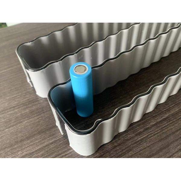 Aluminum Battery Cooling Snake Cooling Ribbon Wavy Tube For 21700 Cells