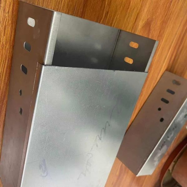 50mm Galvanised Cable Tray Fire Resistance Hot Dip Cable Tray Trough
