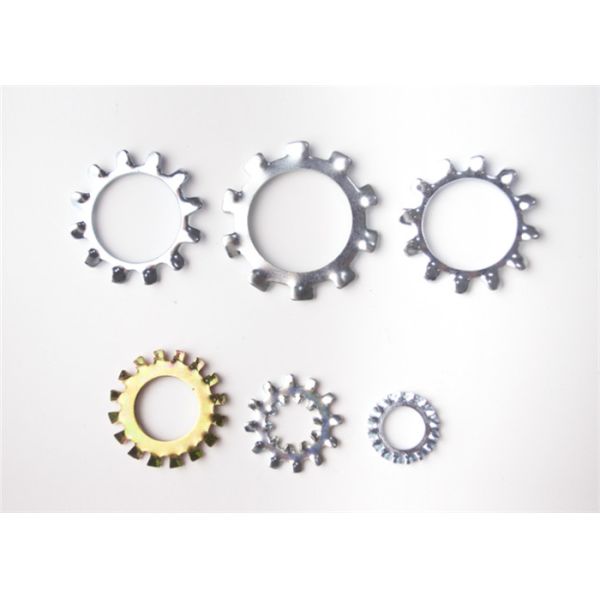 Покрытый цинк стали углерода шайбы запечатывания металла высокой точности плоский подвергая механической обработке