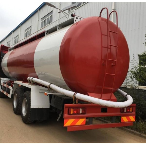 factory sale sinotruk howo 8x4 40ton bulk cement tank truck