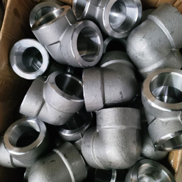 90° Elbow DN25 CL3000 With Internal Thread Socket Welding Forged High Pressure Pipe Fittings