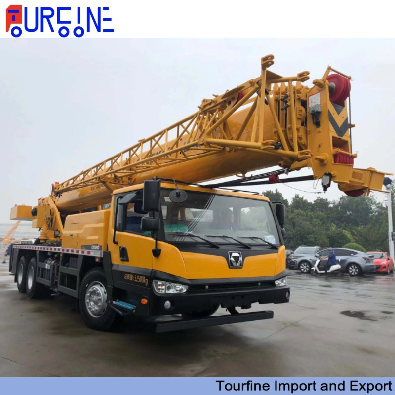 QY25K5D 25 Ton Hydraulic Truck Crane For Road Construction And Heavy Lifting