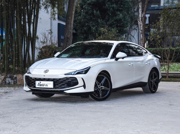 1570KG Electric MG Car MG7 Ultra Car Personal Automobile Vehicle MG Petrol Car