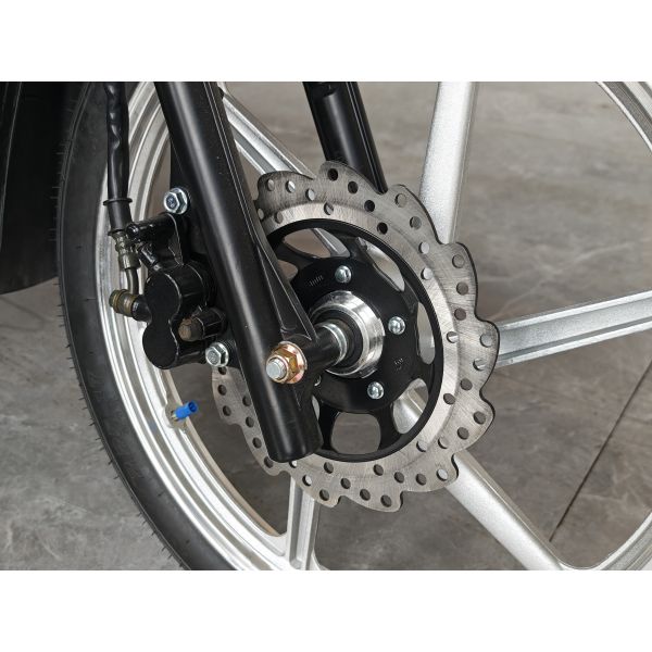 Ruedas de aluminio delanteras y traseras para motocicleta CUB con instrumentos mecánicos ordinarios