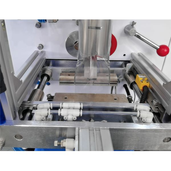 Manual Feeding Screw And Nut Semi-Automatic Packaging Machine Hardware Fittings Packing Machine Screws Bolt Packing Machine