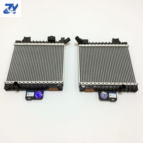 For Lamborghini URUS Intercooler Water tank Radiator OEM 4M0121218F 4M0121218G High-performance Automotive Parts