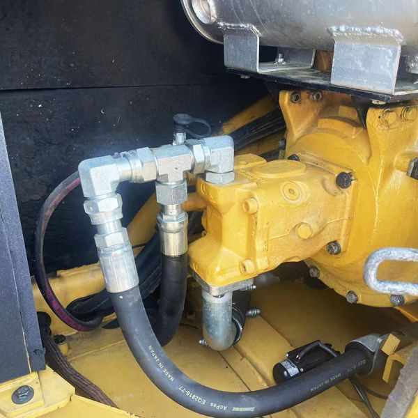 Used Caterpillar 308E Excavator Powerful CATC3.3 DI Engine 50kw Rated Power High Efficiency