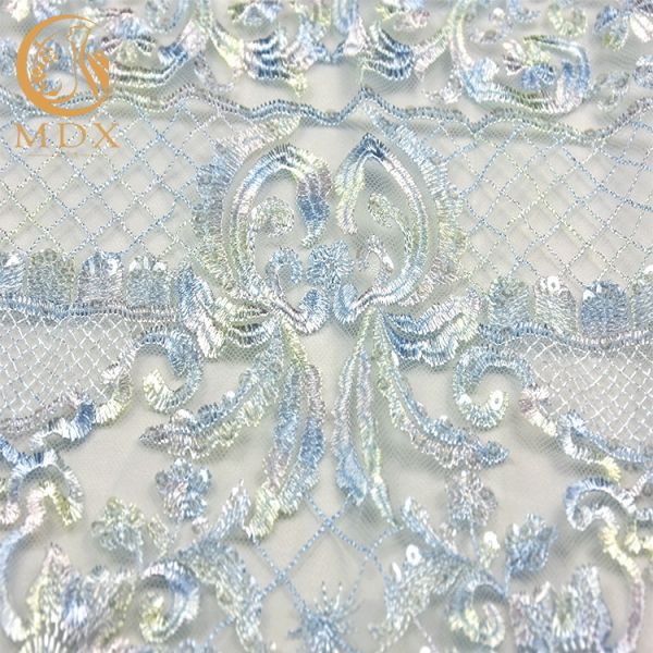 Мягкая касающая Sparkly ширина сетки 135cm вышивки ткани шнурка для Dressmaking