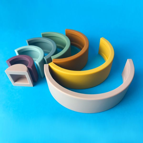 Воспитательное младенческое штабелируя качество еды штабелеукладчика силикона радуги игрушки BPA свободное