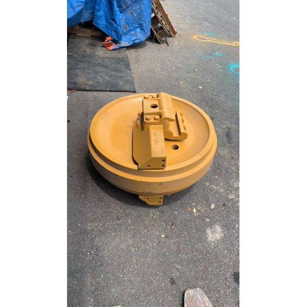 Suitable for D60 guide wheels, bulldozer guide wheels, excavator guide wheels, track rollers, and carrier rollers, all are available.、144-30-00038、141-30-33182