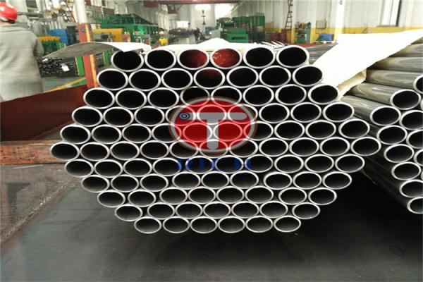 A resistência elétrica de JIS G3472 soldou os tubos do aço carbono para o automóvel