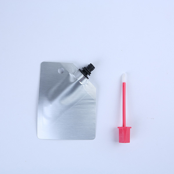 L'emballage crème de poche de bec de la brosse 13mm de tige de lèvre pour