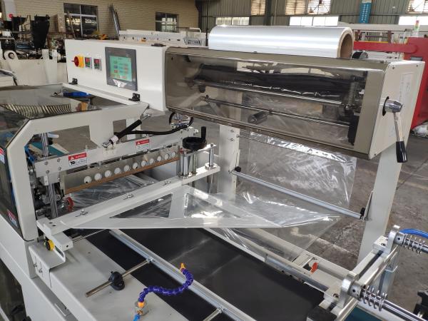 HRT Roll Shrink Packaging Equipment , JRT Roll Shrink Machine For Packing